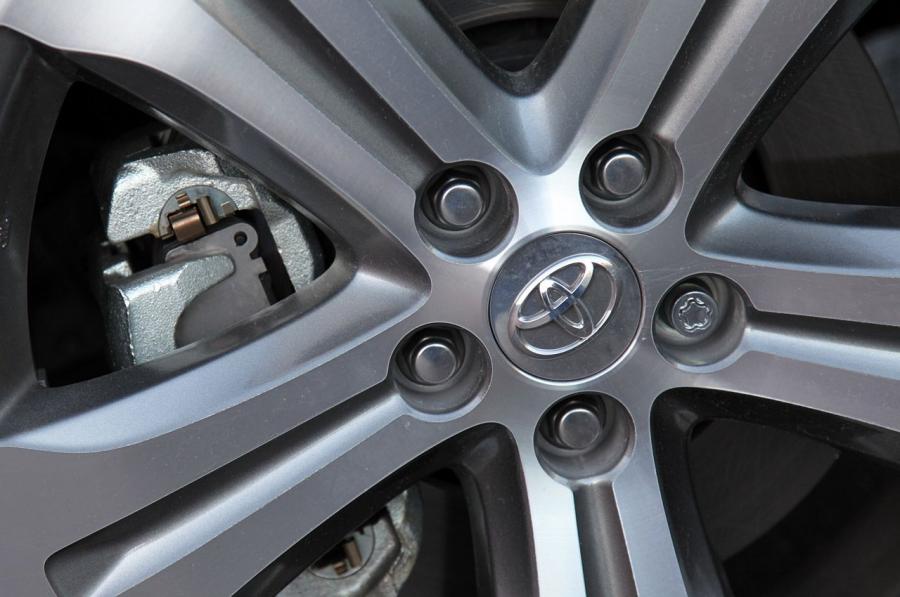  Toyota Highlander 2011 года  (фото 21 из 108)